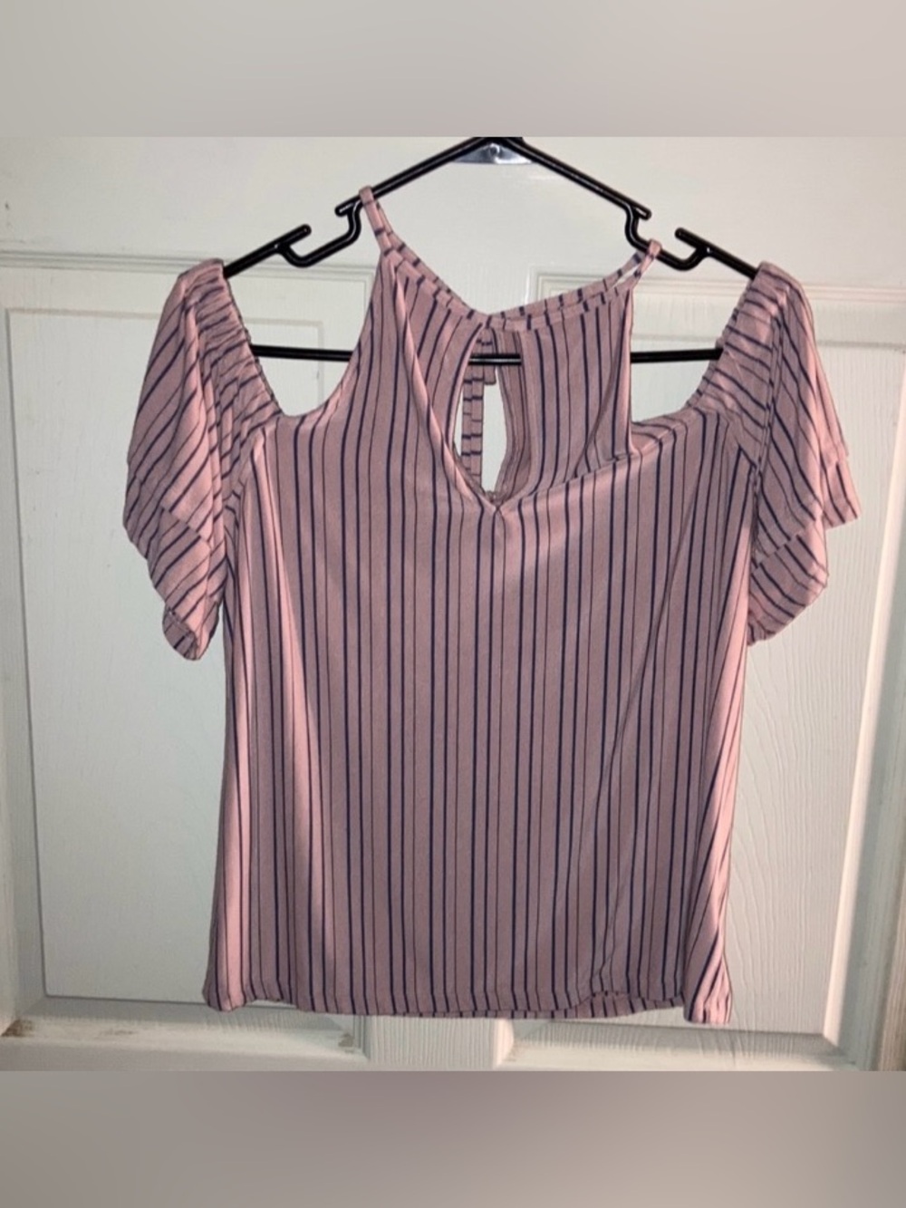 American Eagle Outfitters Pink Cold-Shoulder Striped Blouse Women’s Size M